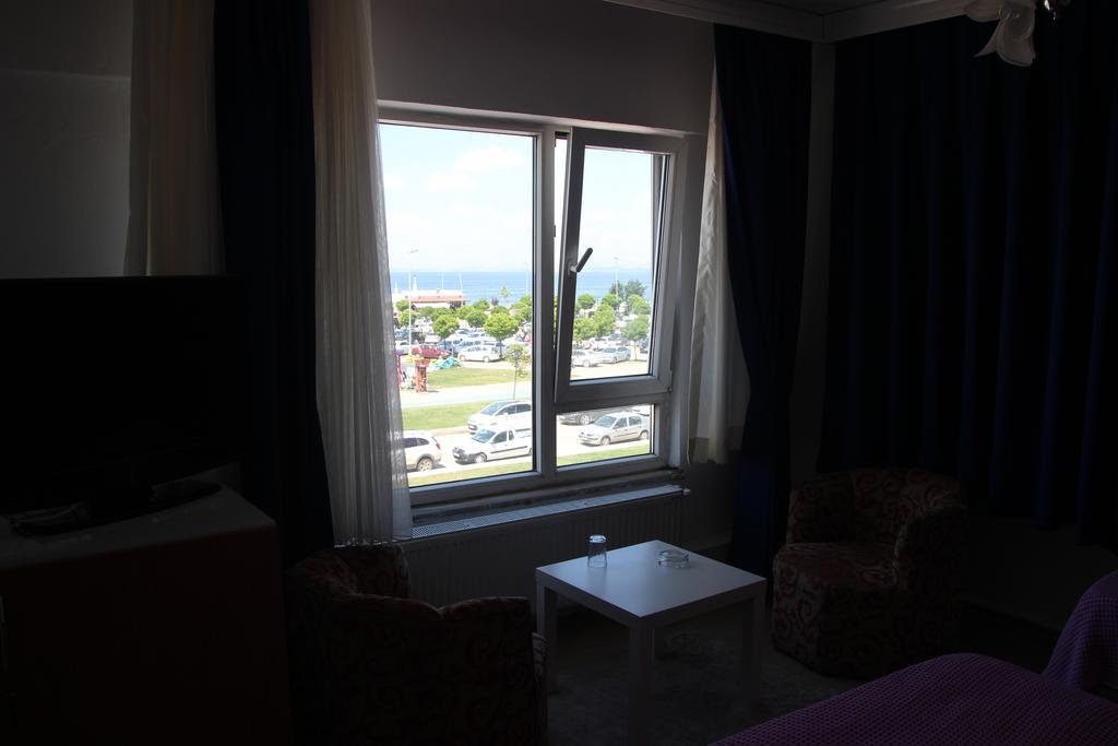 Hotel Ulke Yalova  Buitenkant foto
